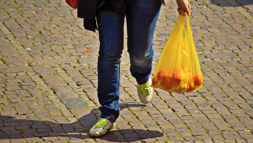 Entra em vigor lei que proíbe sacolas plásticas no Rio de Janeiro
