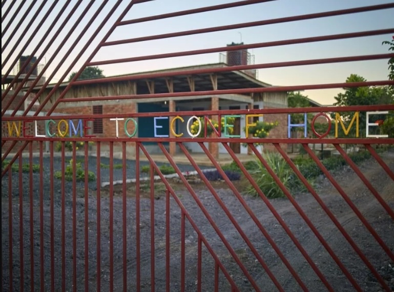 INSPIRADO NO BAOBÁ, ORFANATO AUTOSSUSTENTÁVEL É CRIADO NA TANZÂNIA