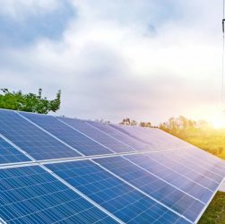 Vander Giordano lista vantagens do investimento em energia solar no varejo