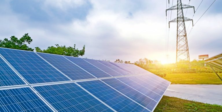 Vander Giordano lista vantagens do investimento em energia solar no varejo