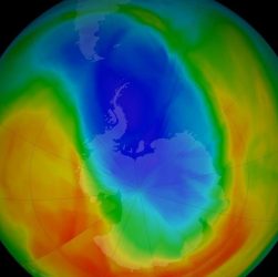 Maior buraco registrado na camada de ozônio do Ártico se fecha