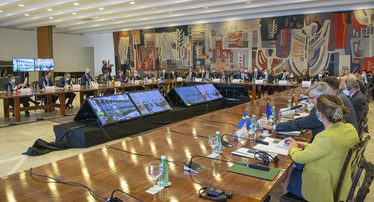 Ministros discutem sustentabilidade com embaixadores da UE no Brasil