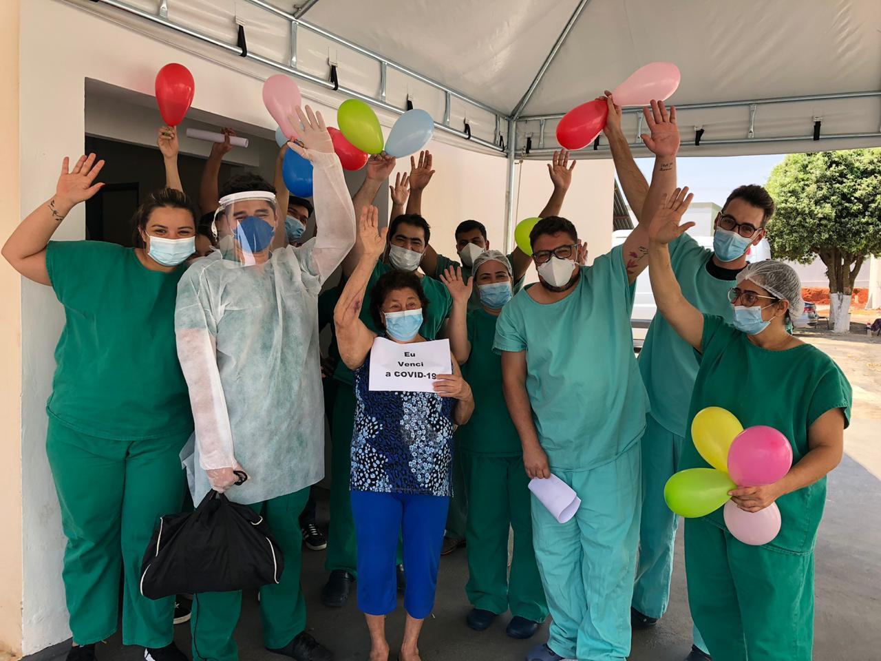 Equipe Hospital Regional São Luís de Montes Belos