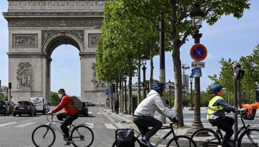 A França é um dos países pioneiros no esforço para encontrar meios alternativos aos carros a fim de fomentar uma mobilidade mais saudável para o planeta.