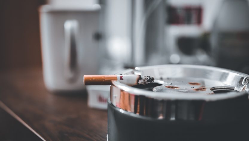 Os dados também indicam que os consumidores estão mais abastecidos de cigarros, já que o volume por viagem ao ponto de venda cresceu 4,7% entre 2019 e 2020 – o que foi impulsionado pelos canais de abastecimento.