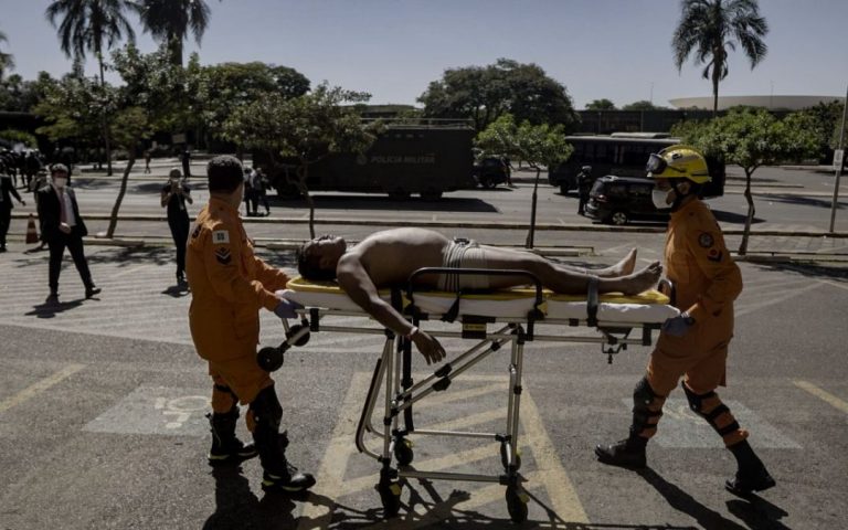 “Para nós, indígena, o genocídio não é novidade, mas agora ele se estende à população brasileira”, afirma.