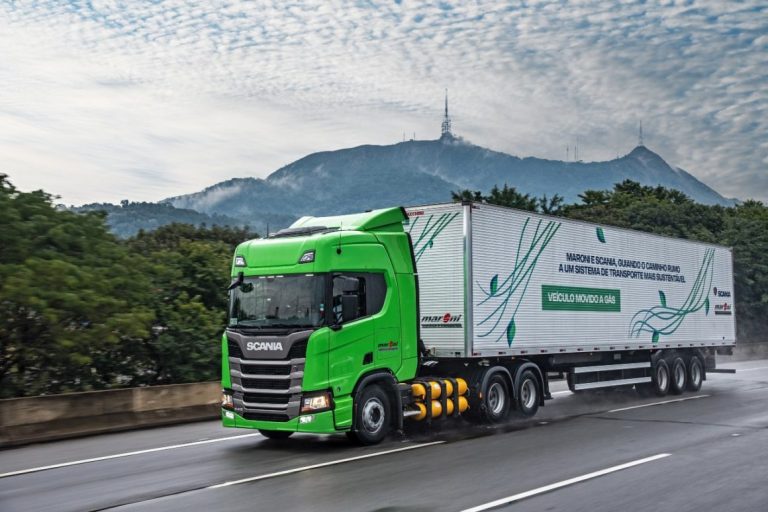 A TransMaroni chega a 50 caminhões movidos a gás (natural e/ou biometano) da Scania e entra para a história do transporte nacional com a maior frota já adquirida desta solução alternativa ao diesel.