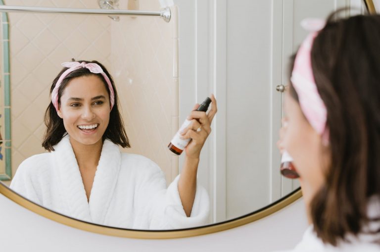 Abriu-se o caminho para novos canais que atendem a necessidade de proximidade e sortimento tanto para produtos básicos quanto para indulgência de cuidados pessoais.