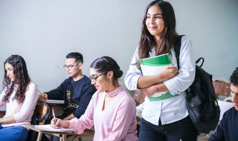 A Vox2you, maior rede de escolas de oratória da América Latina, oferece agora duas novas modalidades de curso direcionados exclusivamente para o público infantil e adolescente, Vox Kids e Vox Teens.