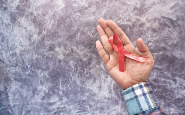 Live Amor Cantado apoia campanha de conscientização da Aids