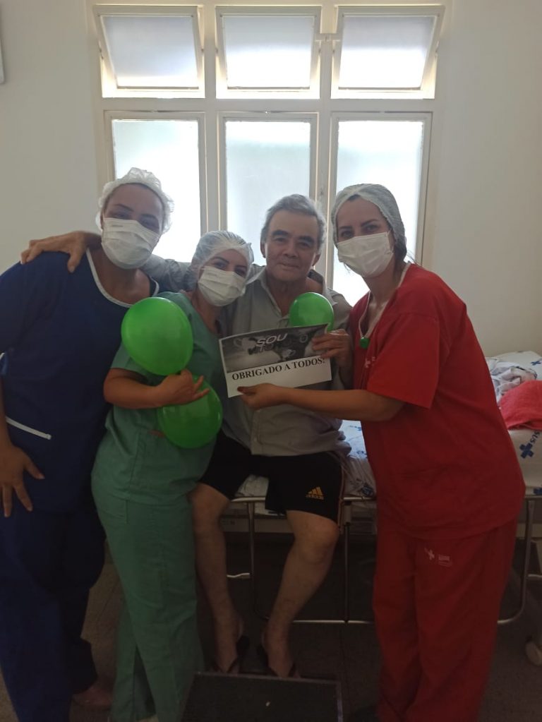 Paciente tem alta do Hetrin após passar por procedimento de emergência