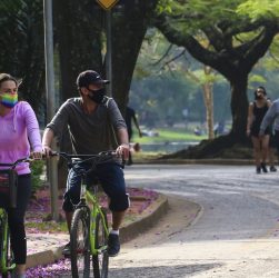 Máscaras não afetam respiração ou trazem risco à prática de exercícios