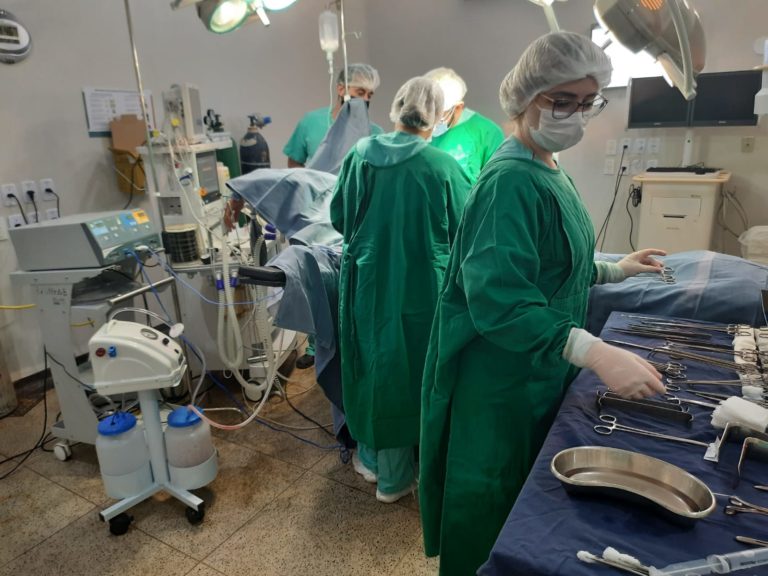 Cirurgia de toracotomia é realizada pela primeira vez no Hospital Estadual de Formosa