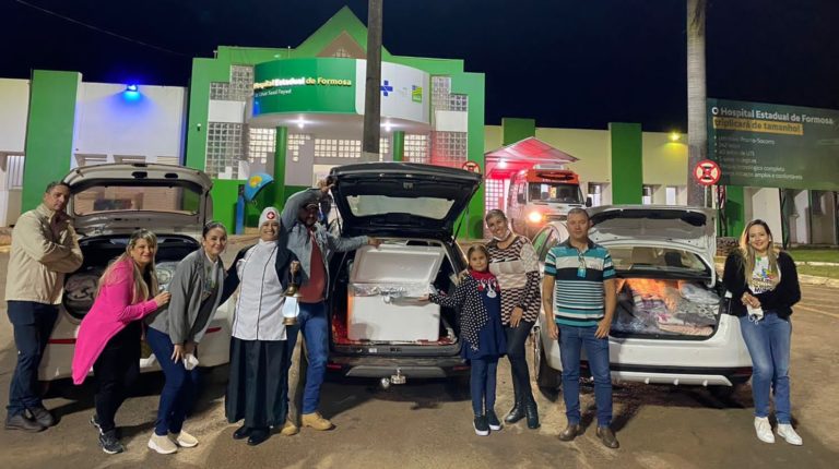 HEF realiza doação de roupas de frio e marmitas para moradores em situação de rua