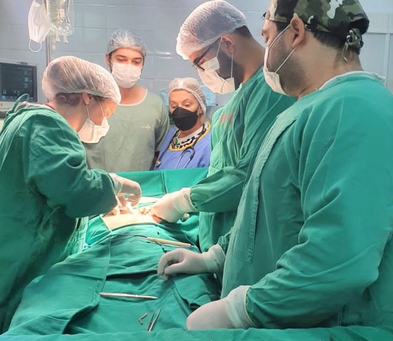 Mutirão cirurgias eletivas heslmb mesa de cirurgia