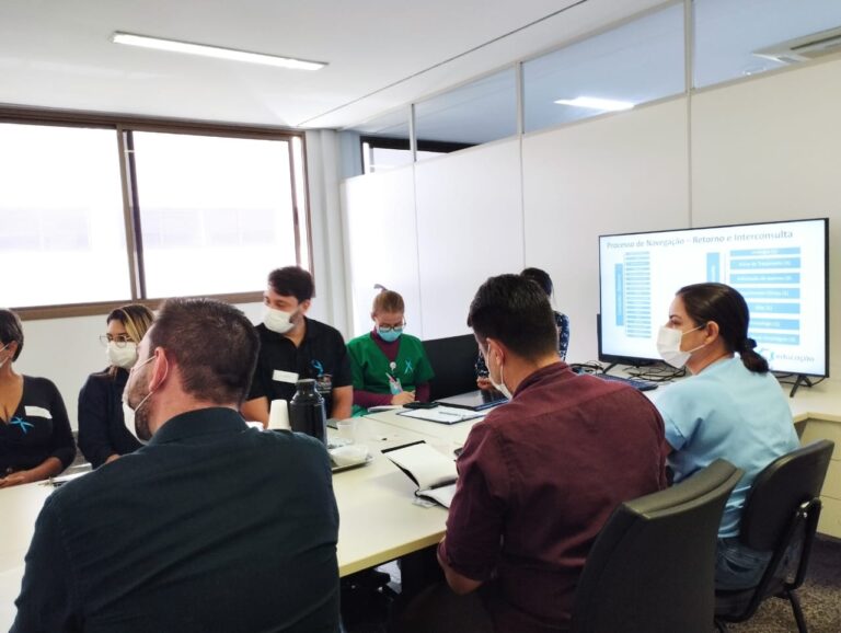 HCN realiza reunião da Comissão Regional do Câncer com SES e CRAS