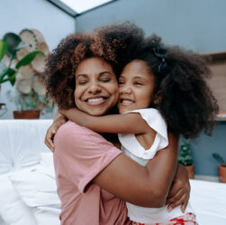 Mês das Mães aquece mercado de beleza e cosméticos