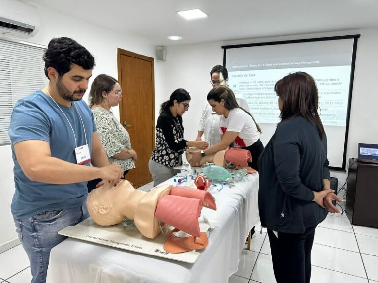 A equipe médica do Hetrin, participou de um curso sobre Suporte Avançado de Vida no Trauma (ATLS).