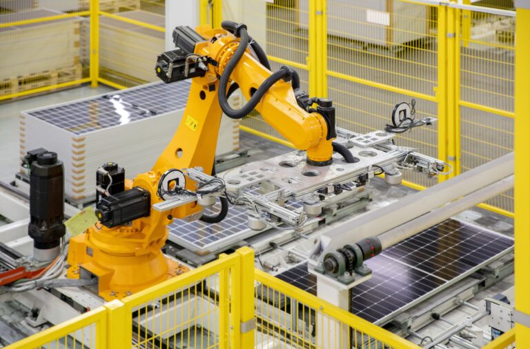 Chint, Experer e Elevar criam sinergia no setor fotovoltaico