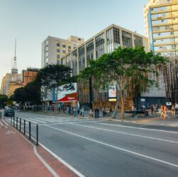 Espaços culturais dominam os quarteirões da Avenida Paulista