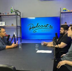 Entrevista com Michel Blanco encerra temporada do Podcast-se