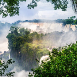 Foz do Iguaçu está entre os principais destinos para 2024