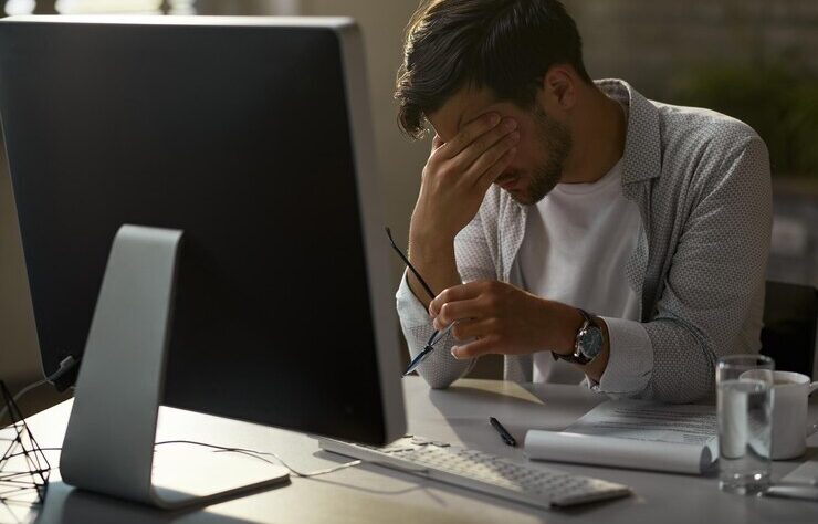 Estresse e Síndrome de Burnout acometem brasileiros