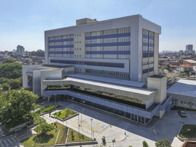 HMB - Hospital Municipal da Brasilândia, unidade administrado por IMED - Instituto de Medicina, Estudos e Desenvolvimento com novas vagas para profissionais da área da saúde