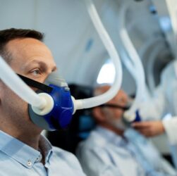 Fisioterapia respiratória ajuda no tratamento pós-covid-19