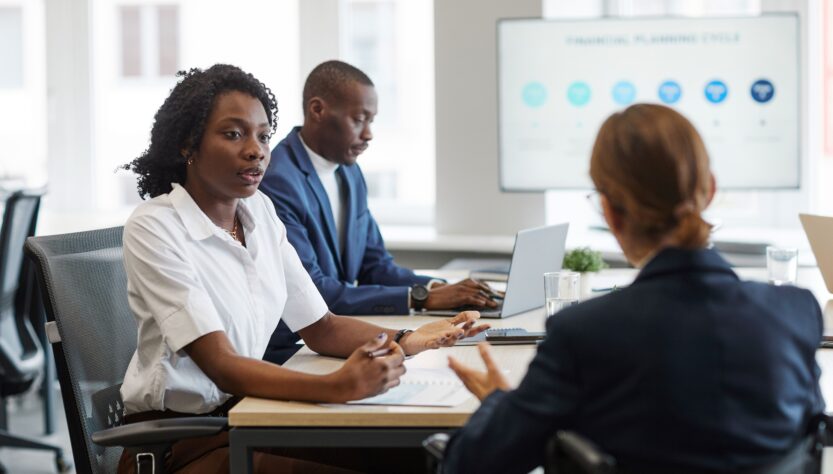 Aumenta a participação feminina em cargos de liderança