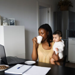 Franquias online viabilizam carreira e família para mulheres