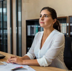 Desafios legais impactam gestão de contratos empresariais