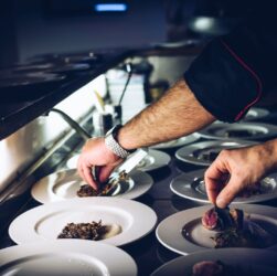 Sete tecnologias para melhorar a gestão de restaurantes