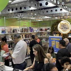 Livro focado em vendas no LinkedIn é lançado na Bienal de SP