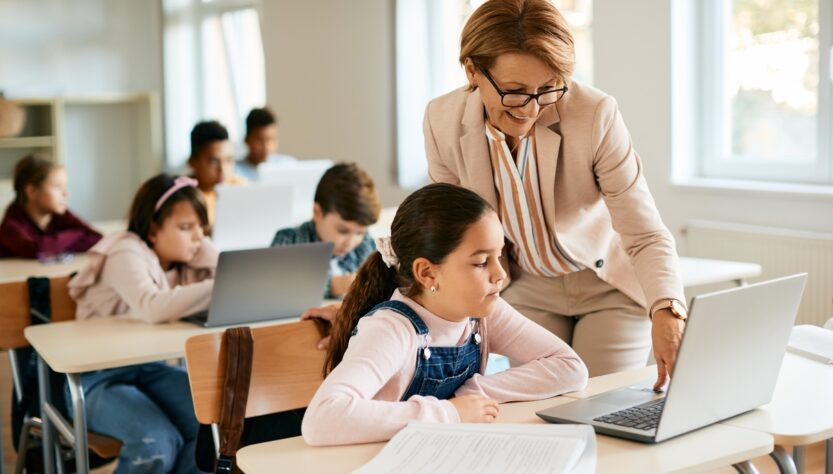 Uso da IA facilita o aprendizado bilíngue na educação básica