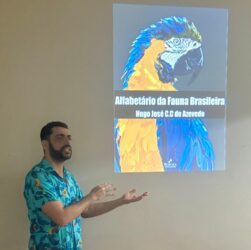 Livro "Alfabetário da Fauna Brasileira" é lançado por cientista