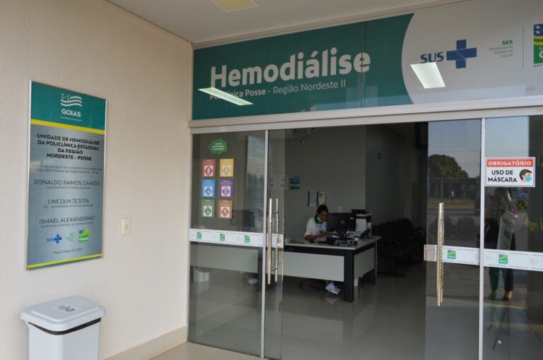 A Policlínica Estadual da Região Nordeste - Posse oferece hemodiálise através do SUS, unidade gerida pelo Instituto de Medicina, Estudos e Desenvolvimento - IMED
