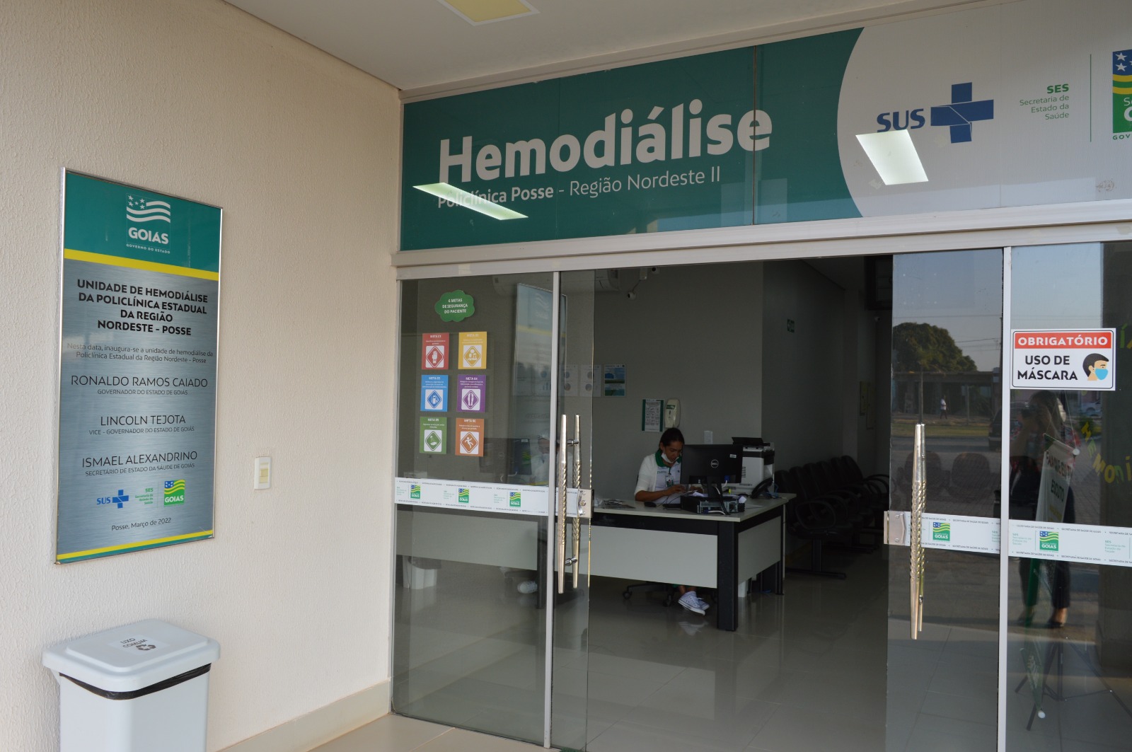A Policlínica Estadual da Região Nordeste - Posse oferece hemodiálise através do SUS, unidade gerida pelo Instituto de Medicina, Estudos e Desenvolvimento - IMED