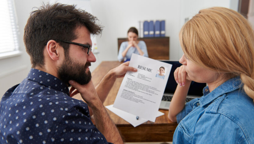 Profissionais com pós-graduação no currículo ganham mais