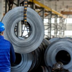 SRM: software facilita compras no setor de aço
