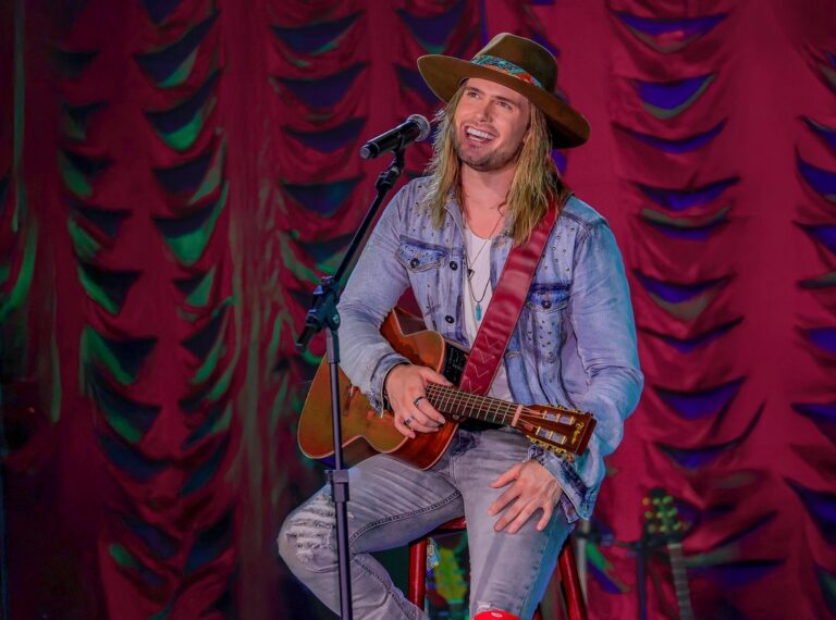 Gui Ferreira lança DVD nas plataformas digitais