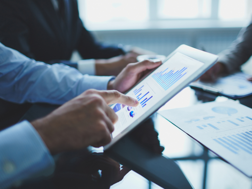 Sicoob UniCentro Br acelera reembolsos em 60 % com Python