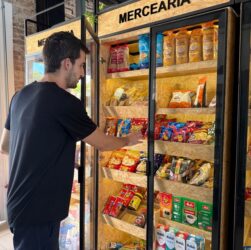 Mercados autônomos expandem para os bairros e vias públicas