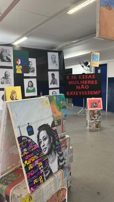 Estudantes homenageiam grandes mulheres em mostra de arte