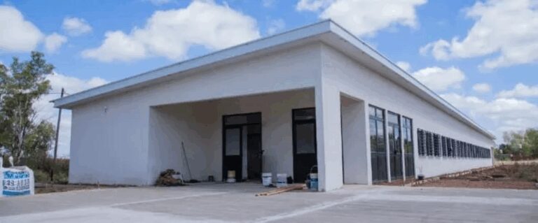 Barbieri une Steel Frame e Método Modular em obra de escola