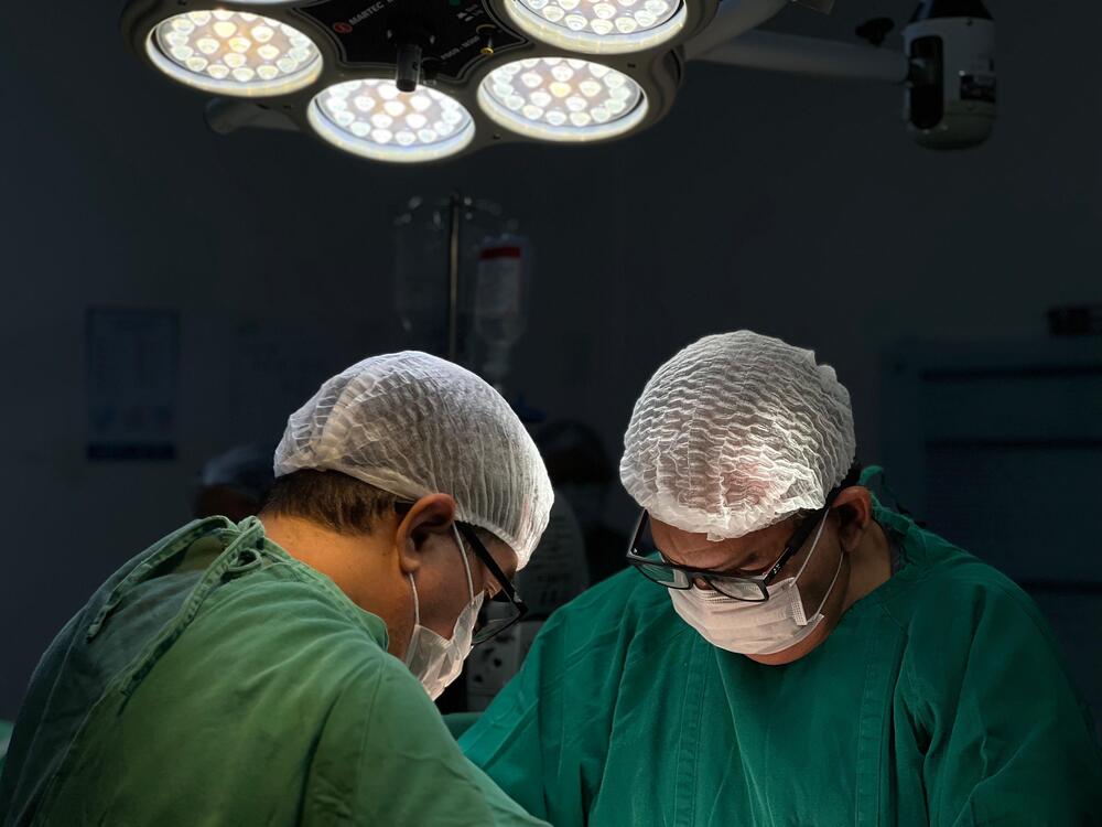 Rins e córneas doados na quarta captação de órgãos do Hospital Estadual de Trindade (Hetrin), em Goiás, com apoio da Central Estadual de Transplantes.