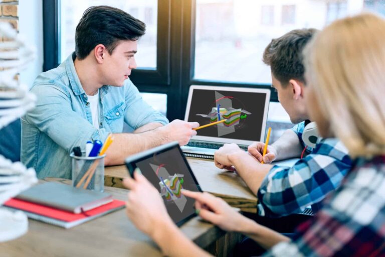 Seequent apoia jovens talentos no Programa Desenvolver