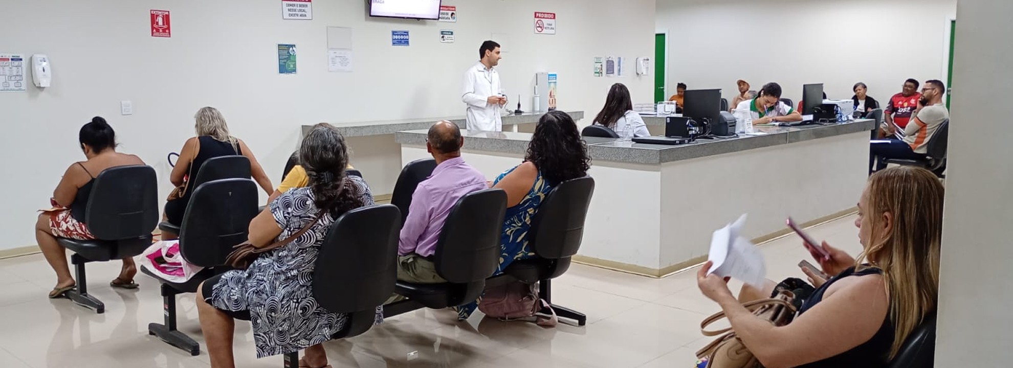 Policlínica Estadual do Entorno orienta sobre o câncer de próstata durante palestra educativa