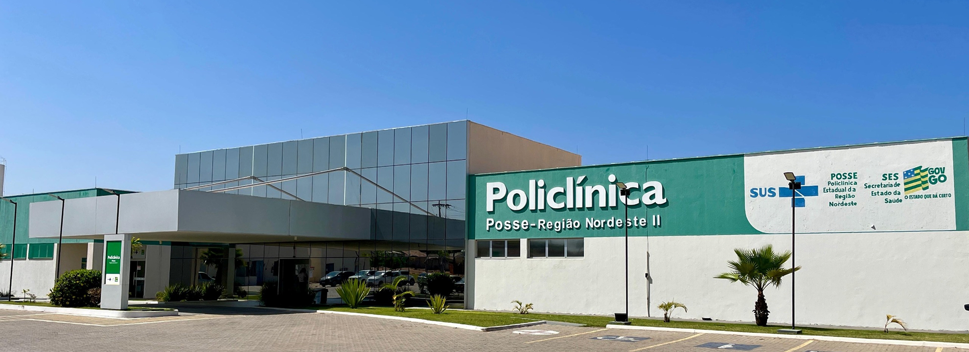 Policlínica Estadual da Região Nordeste II, destacando atendimento humanizado e serviços de saúde em 2025