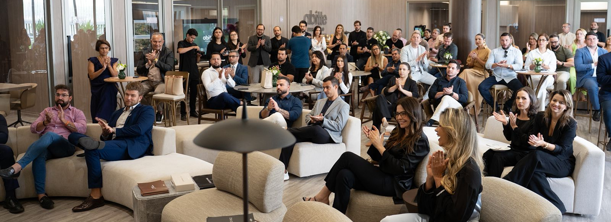 Evento "Abitte por quem acredita", da Incorporadora Abitte Urbanismo, reuniu profissionais do setor imobiliário em Cuiabá para discutir lançamentos e parcerias.